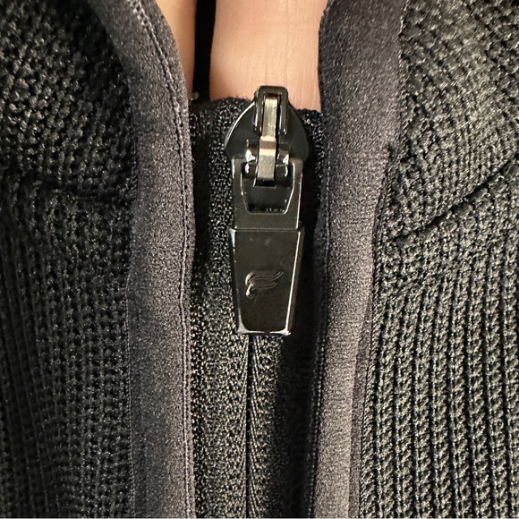 Fabletics Pace Knit Vest - Picture 8 of 16
